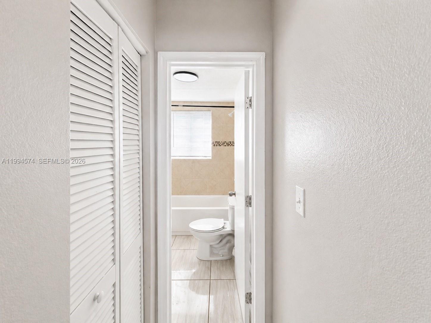 1920 Washington Avenue 3 Property Photo 7
