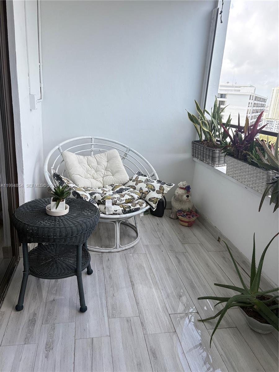 A11994854 Property Photo 14
