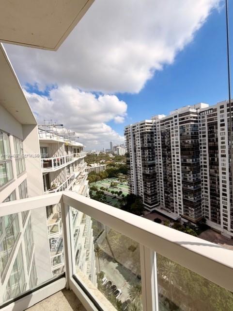 2451 Brickell Avenue Phf Property Photo 2