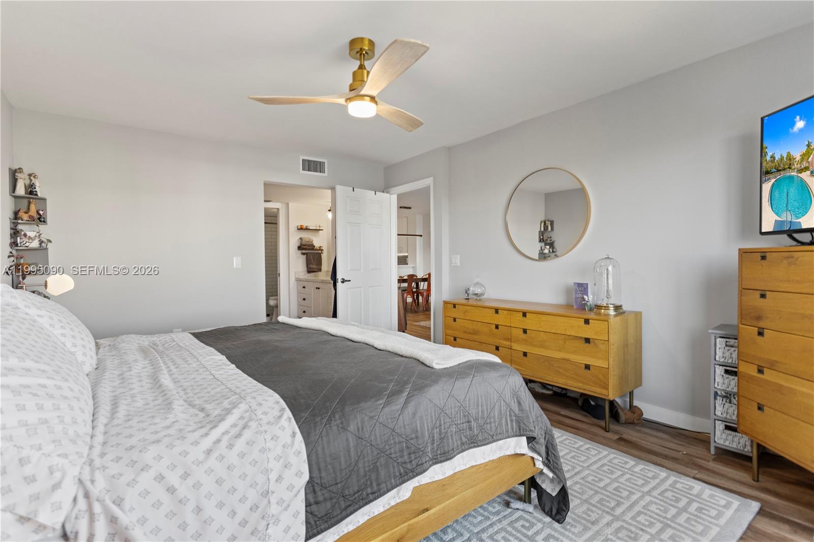 7676 Trent Drive 308 Property Photo 18