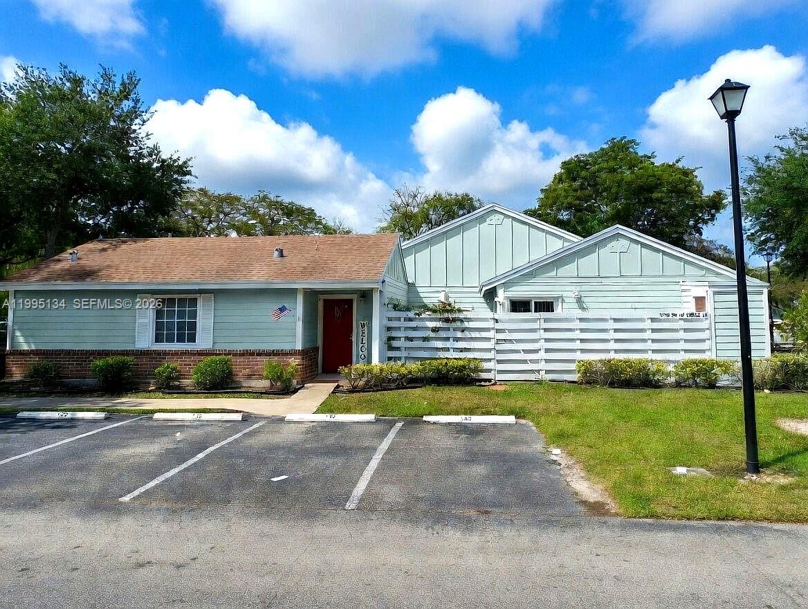 13719 Sw 147th Cir Lane 3-1 Property Photo 1