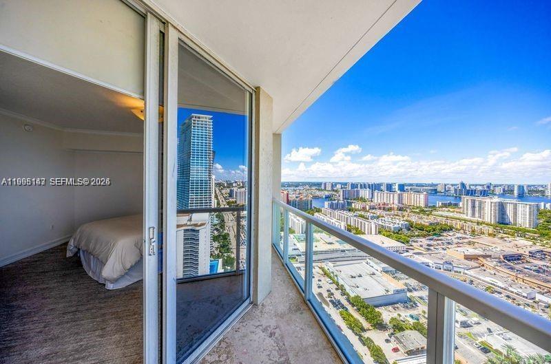 16699 Collins Avenue 4006 Property Photo 26