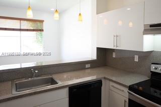 7070 Nw 177th Street 206-10 Property Photo 9