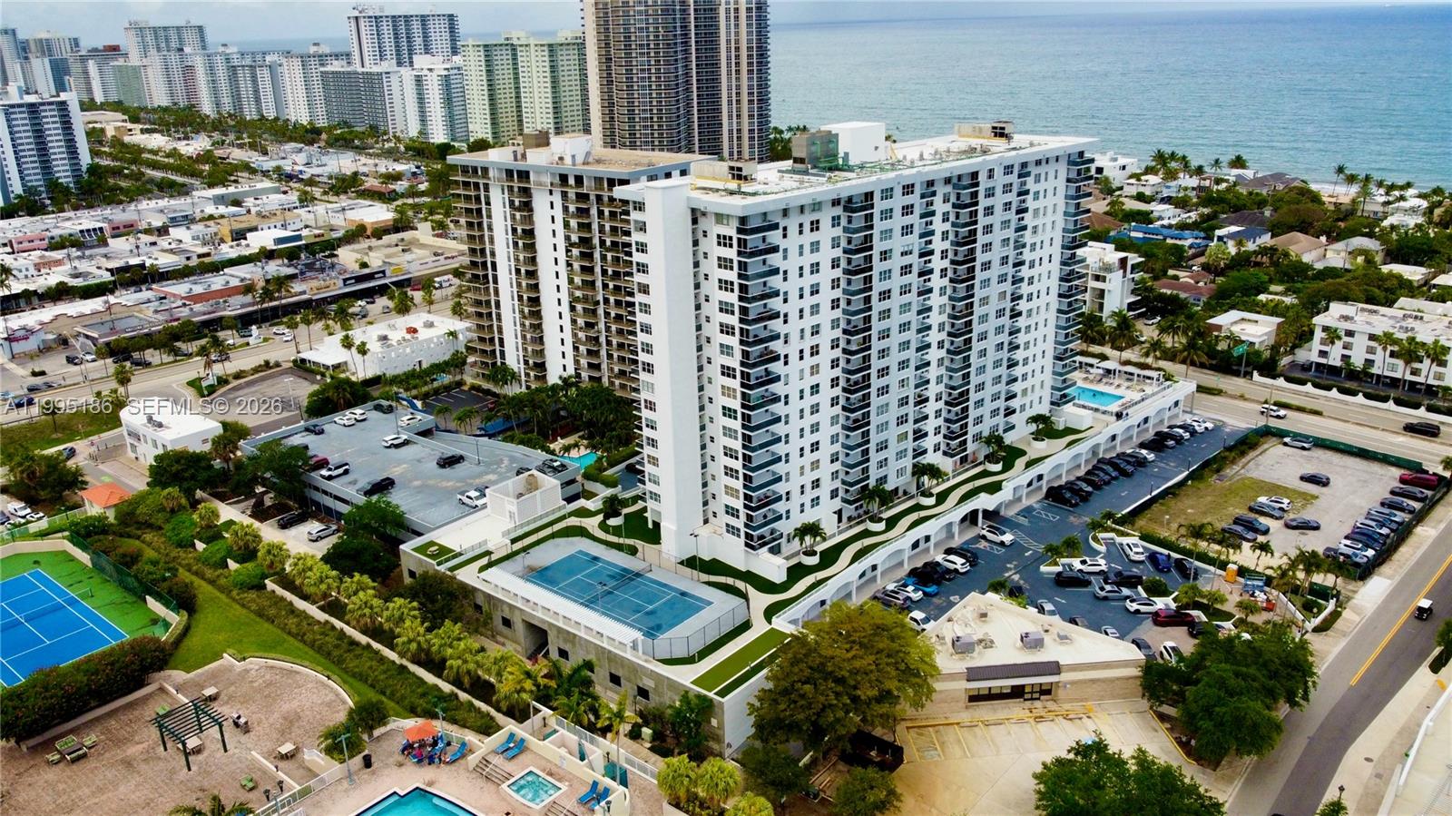 3015 N Ocean Boulevard 4l Property Photo 4