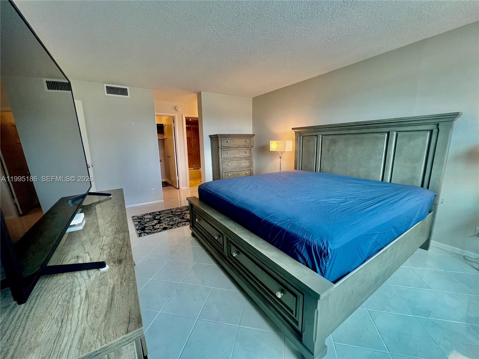 3015 N Ocean Boulevard 4l Property Photo 12
