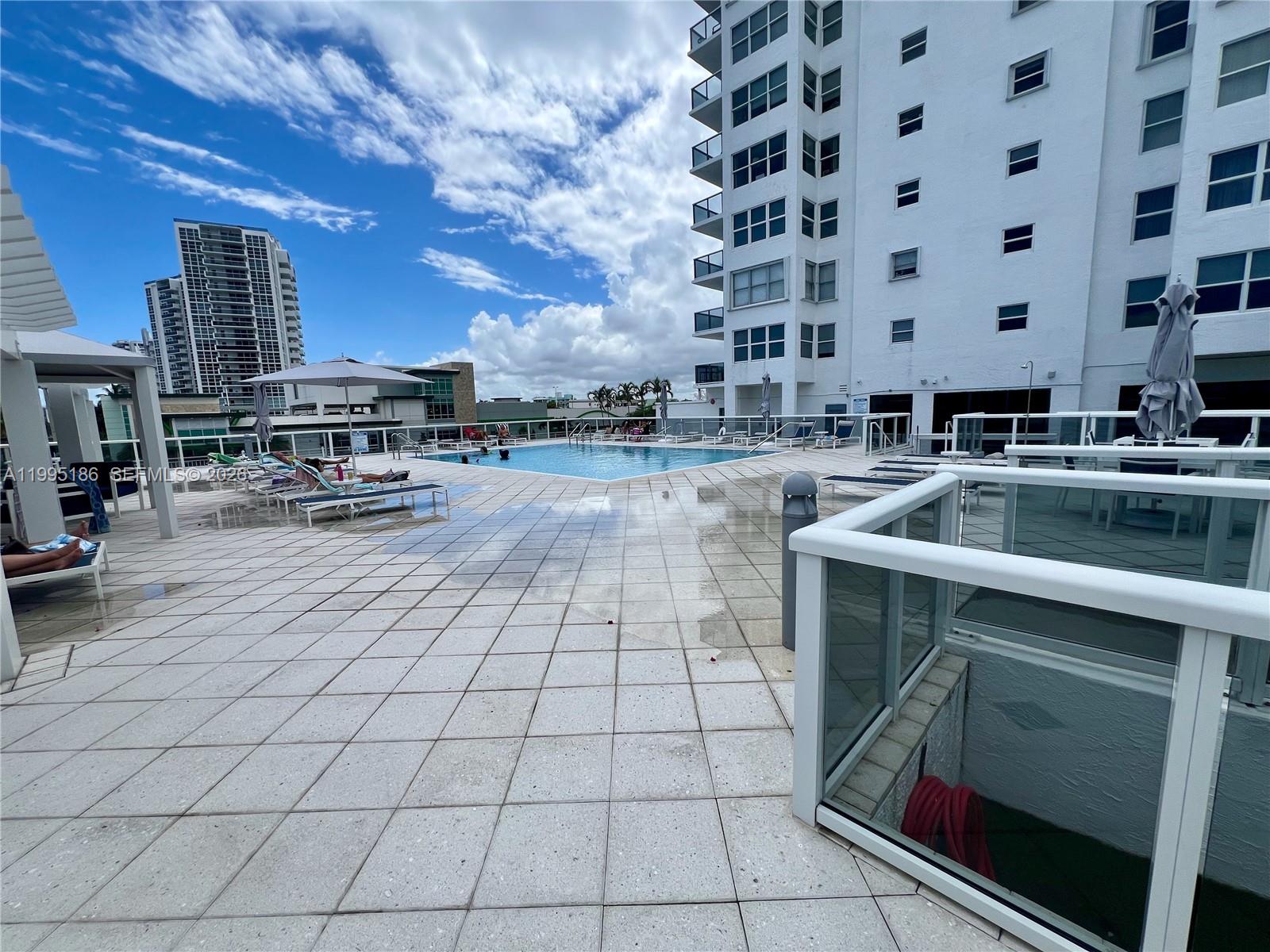 3015 N Ocean Boulevard 4l Property Photo 21