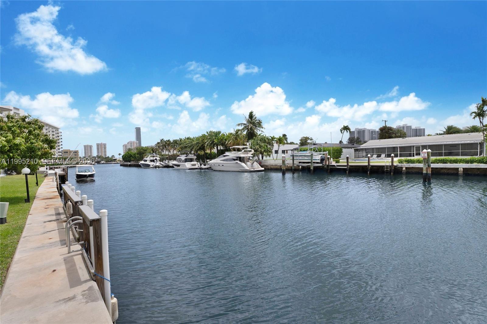 455 Paradise Isle Boulevard 101 Property Photo 2