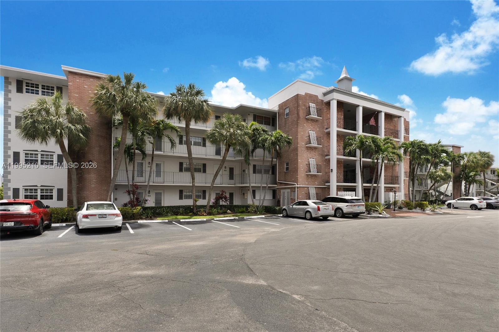 455 Paradise Isle Boulevard 101 Property Photo 15
