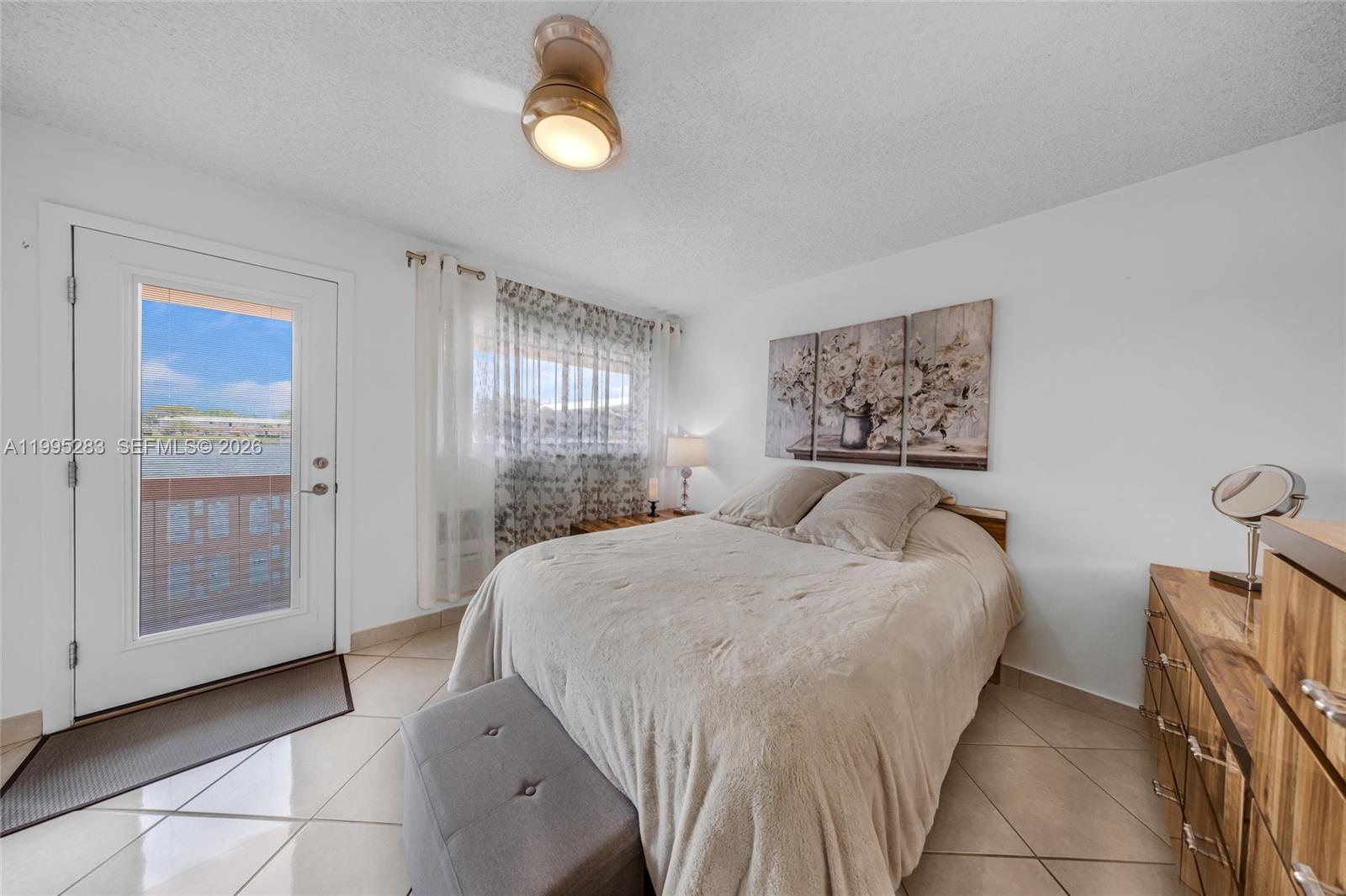 1015 Sw 11th Avenue 15k Property Photo 14