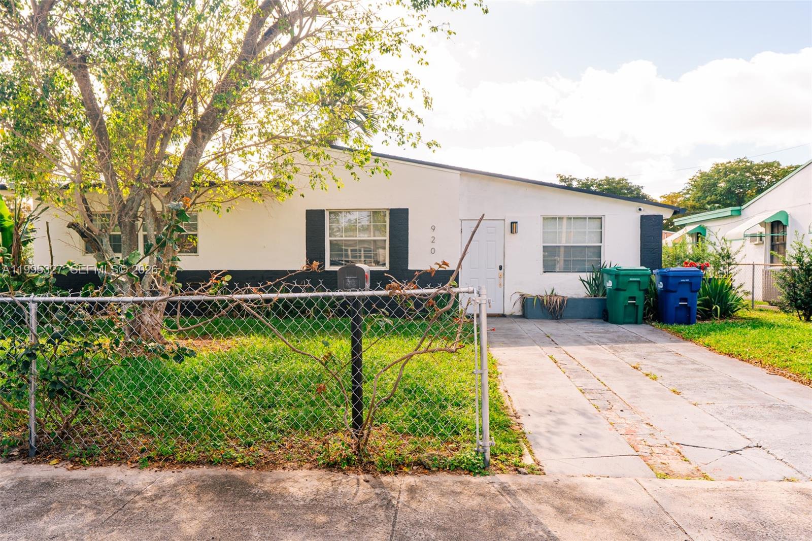 920 Nw 84th Street Property Photo 3