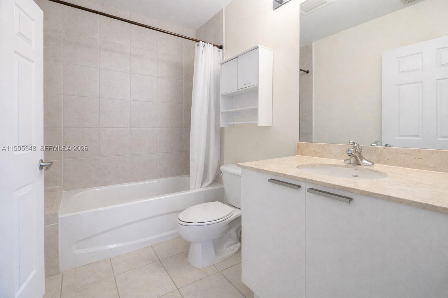 140 S Dixie Highway 1019 Property Photo 13