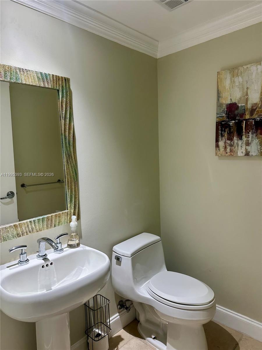 3101 S Ocean Drive 1904 Property Photo 17