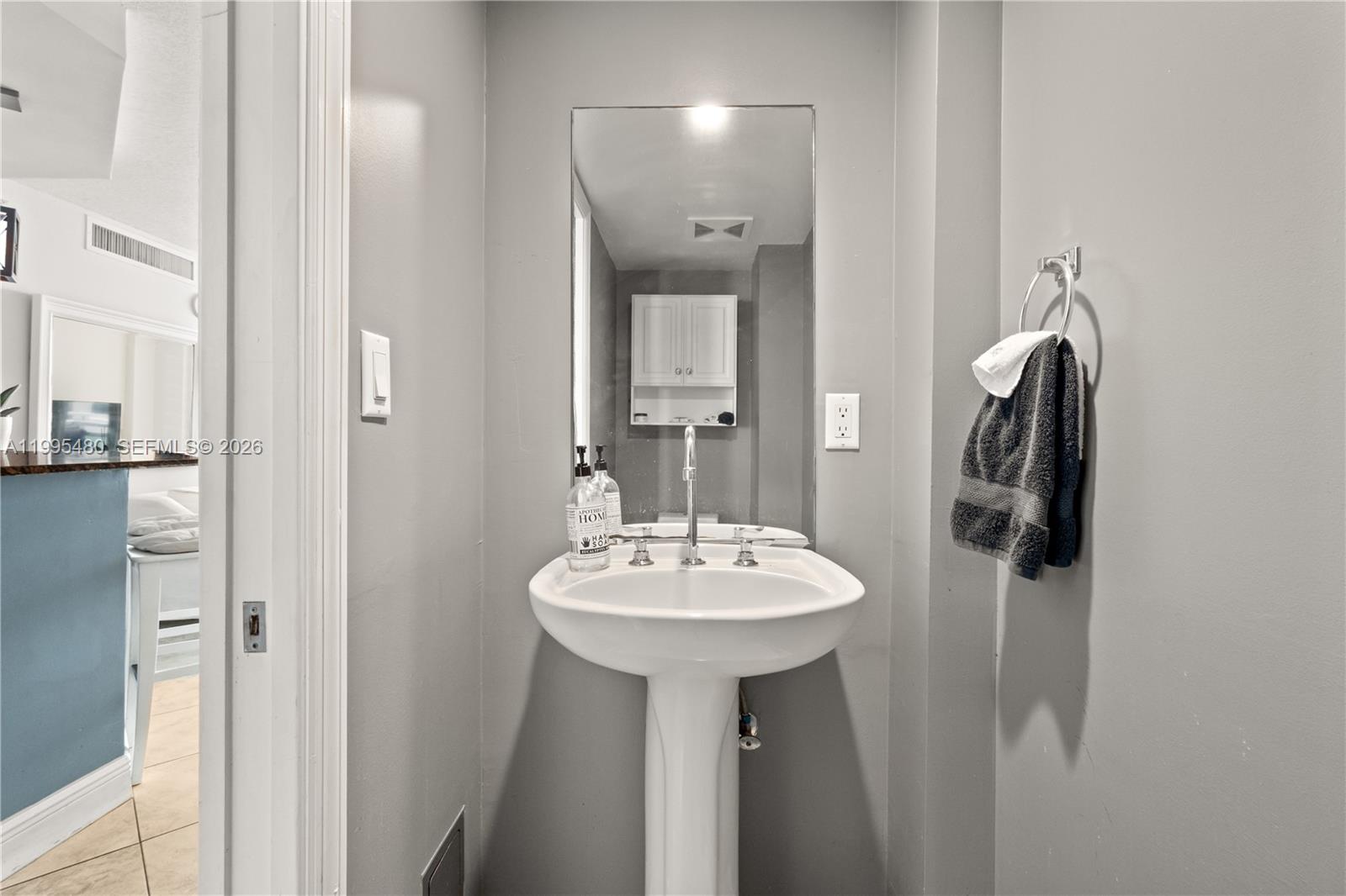 6917 Collins Avenue 1609 Property Photo 6
