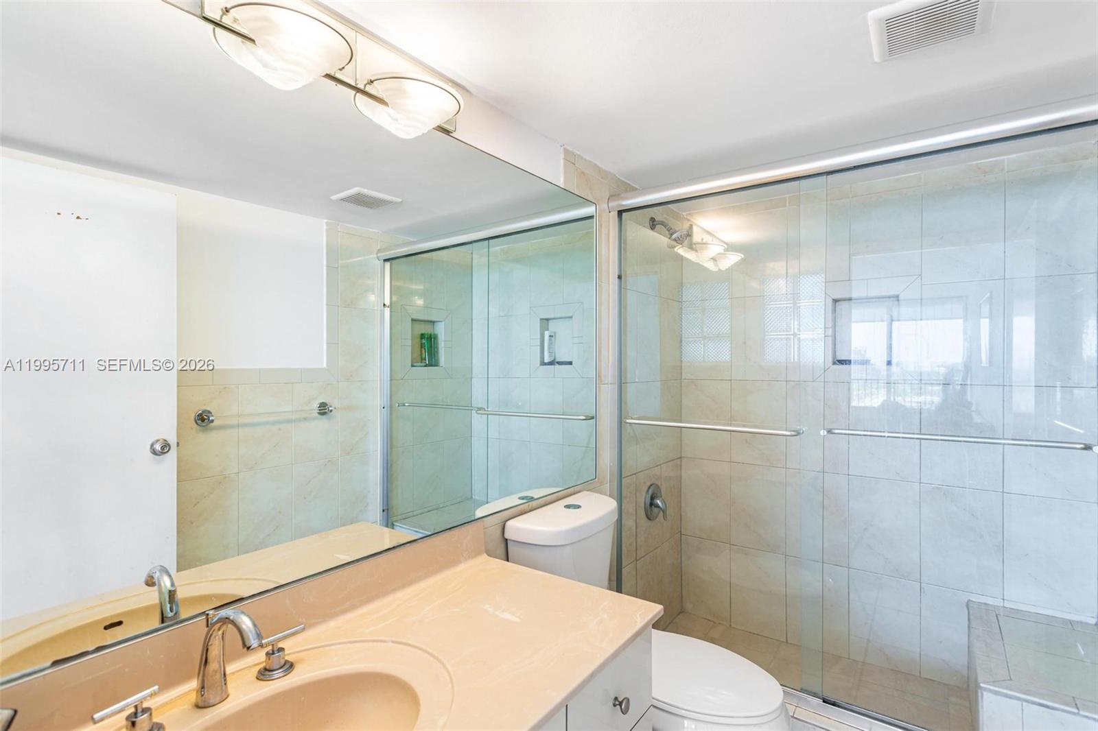 555 Ne 15th Street 15b Property Photo 12