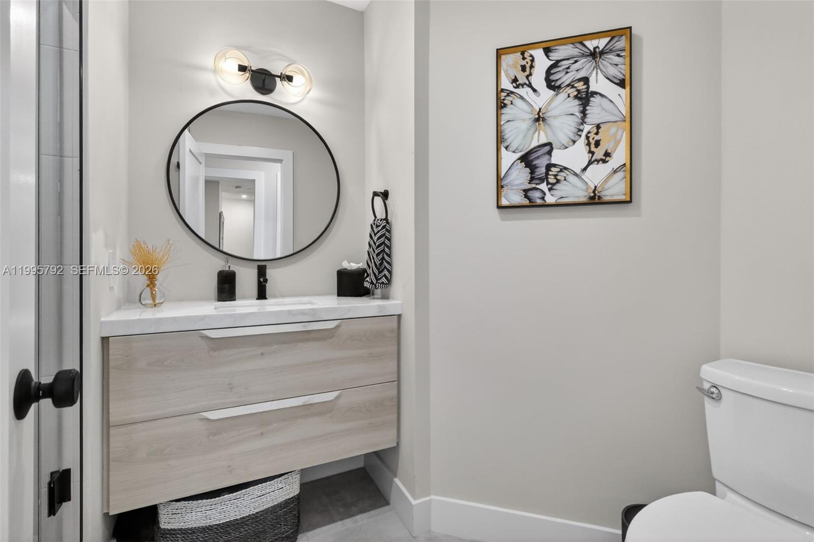 1000 Island Boulevard 3107 Property Photo 6