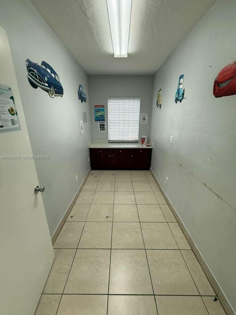 4141 Sw 6th Street Property Photo 5