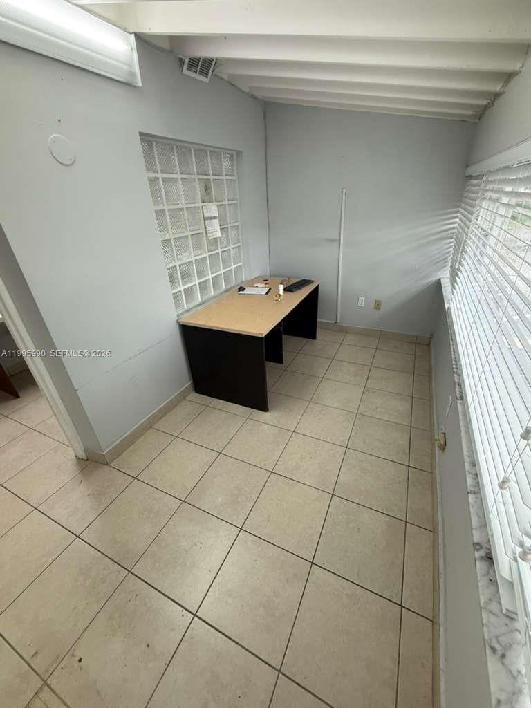 4141 Sw 6th Street Property Photo 12