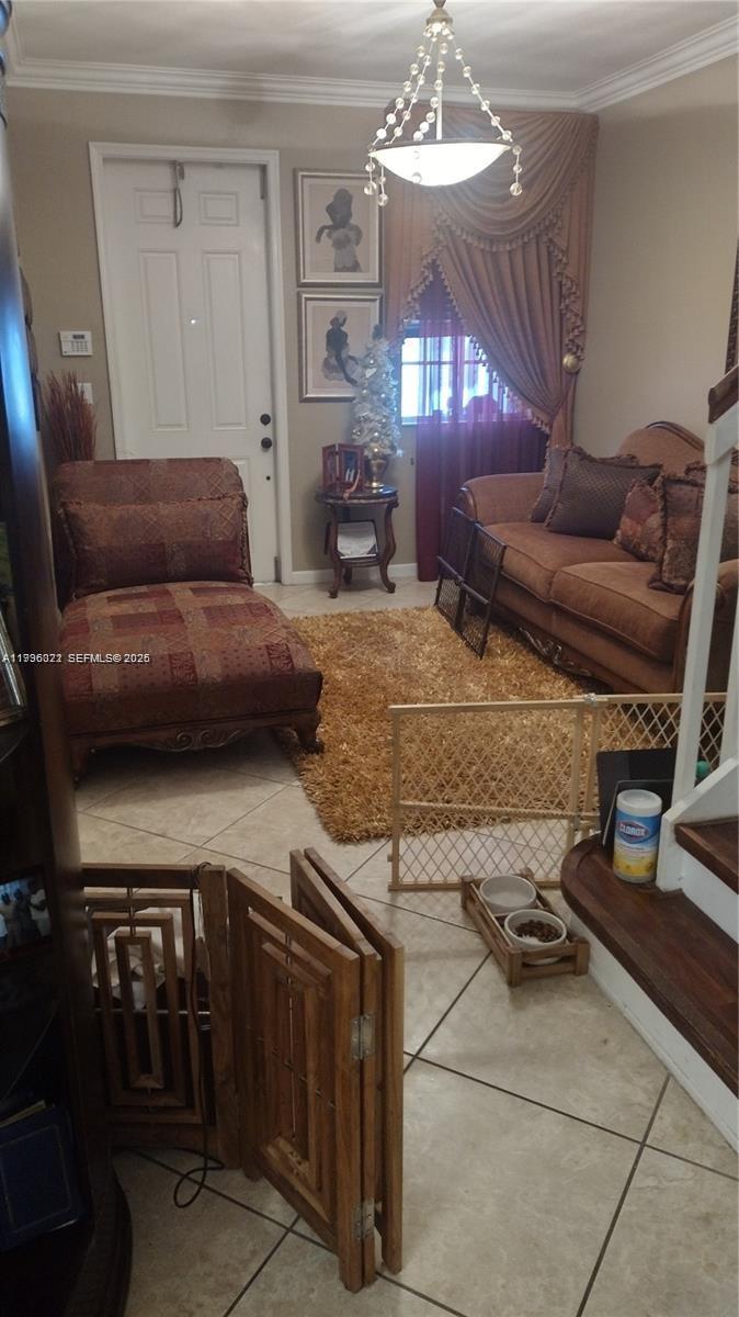 A11996021 Property Photo 6