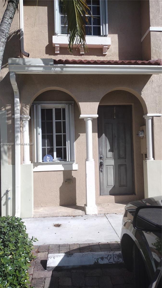 A11996021 Property Photo 11