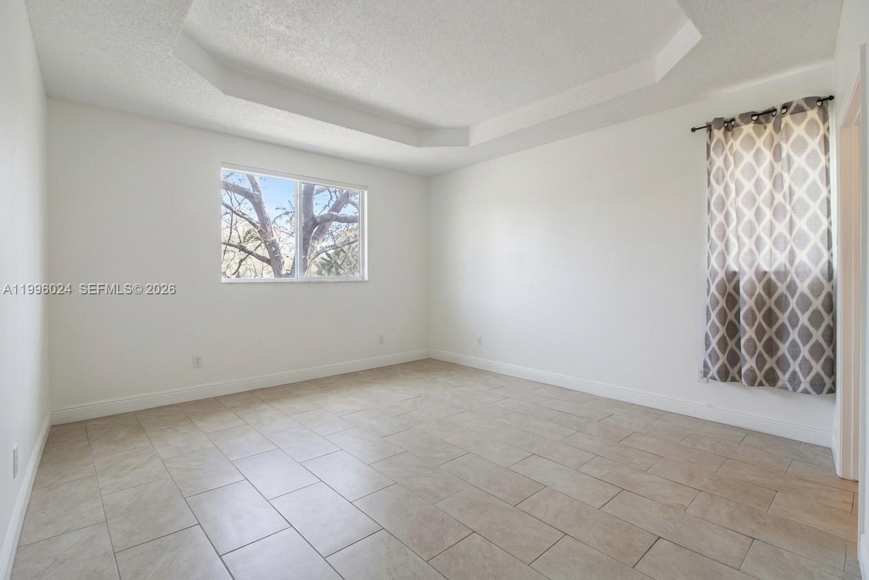 1910 Se 14th Circle Property Photo 28