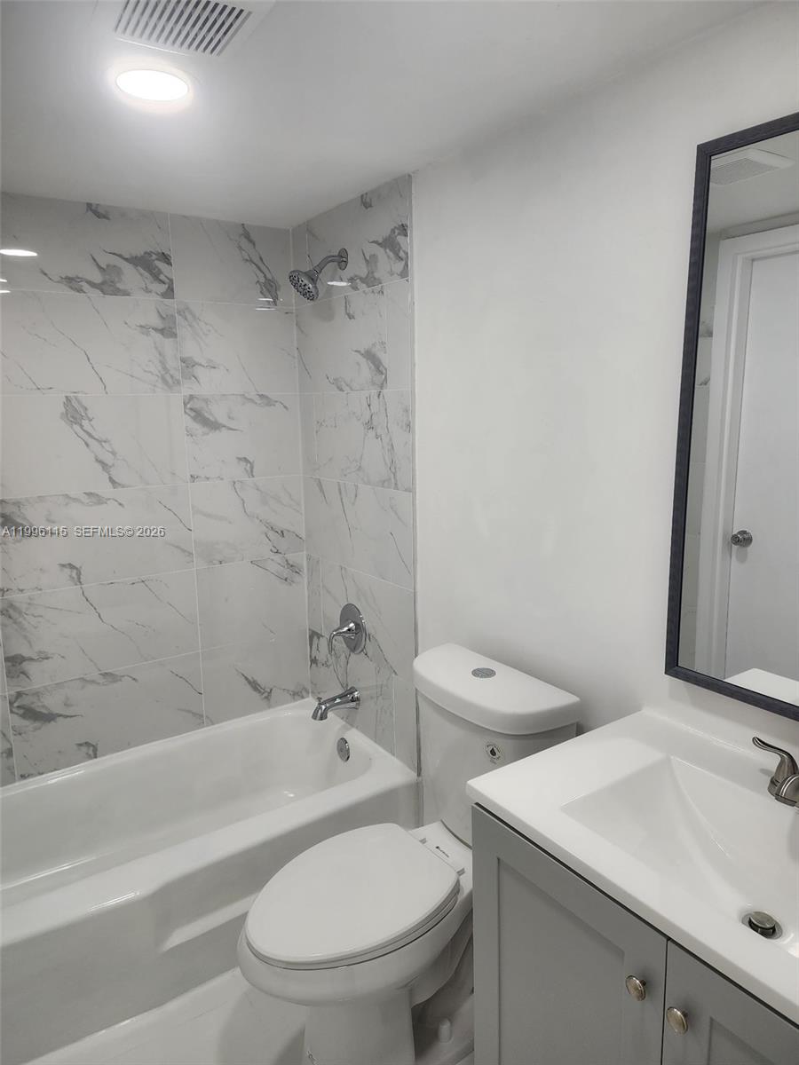 1800 Nw 24th Avenue 415 Property Photo 9