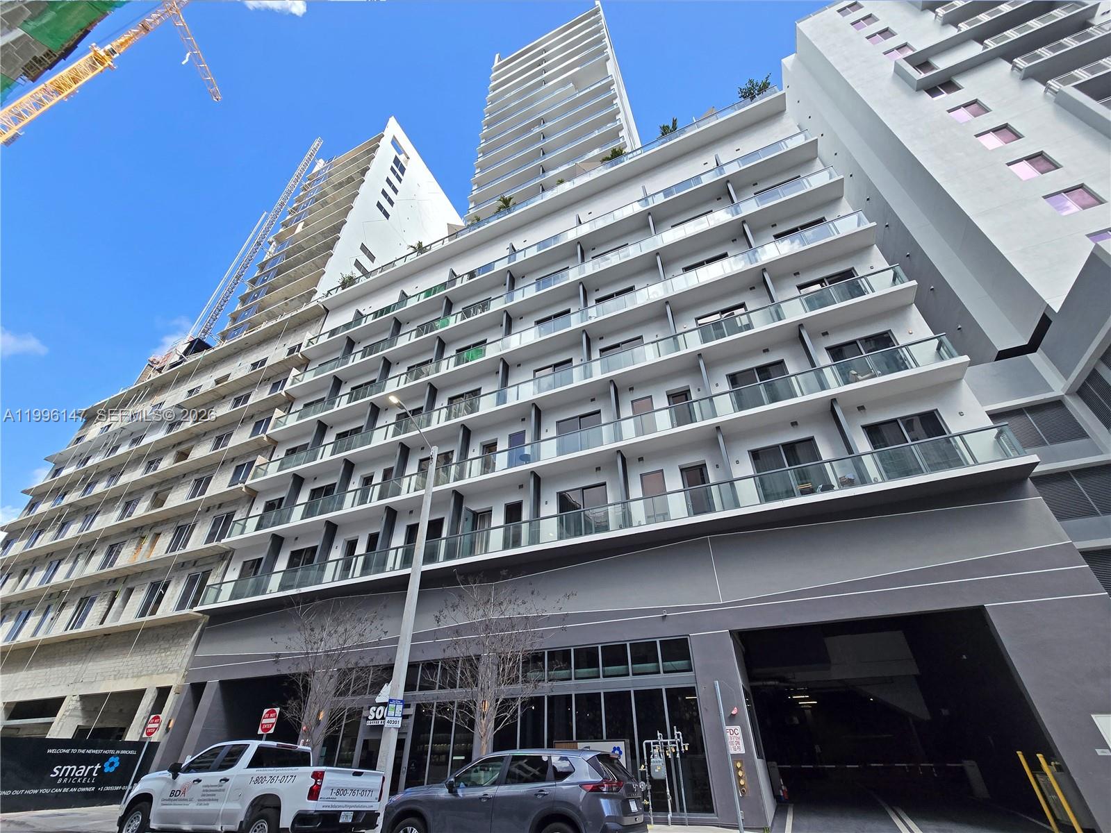 239 SW 9th Street 1403
