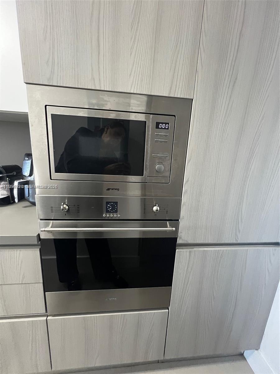 100 Lincoln Road 620 Property Photo 8
