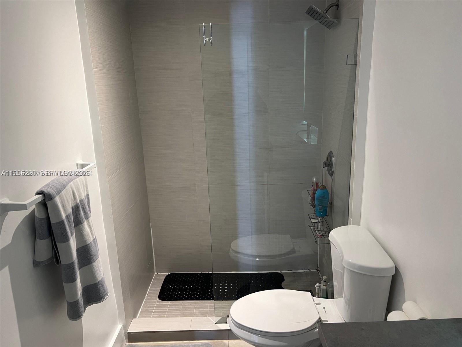100 Lincoln Road 620 Property Photo 10