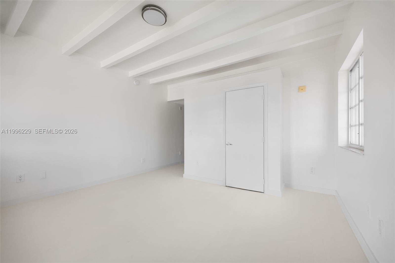 3915 N Meridian Avenue 201 Property Photo 17