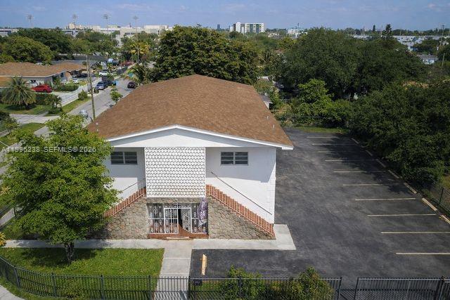 6891 Nw 13th Avenue Property Photo 6