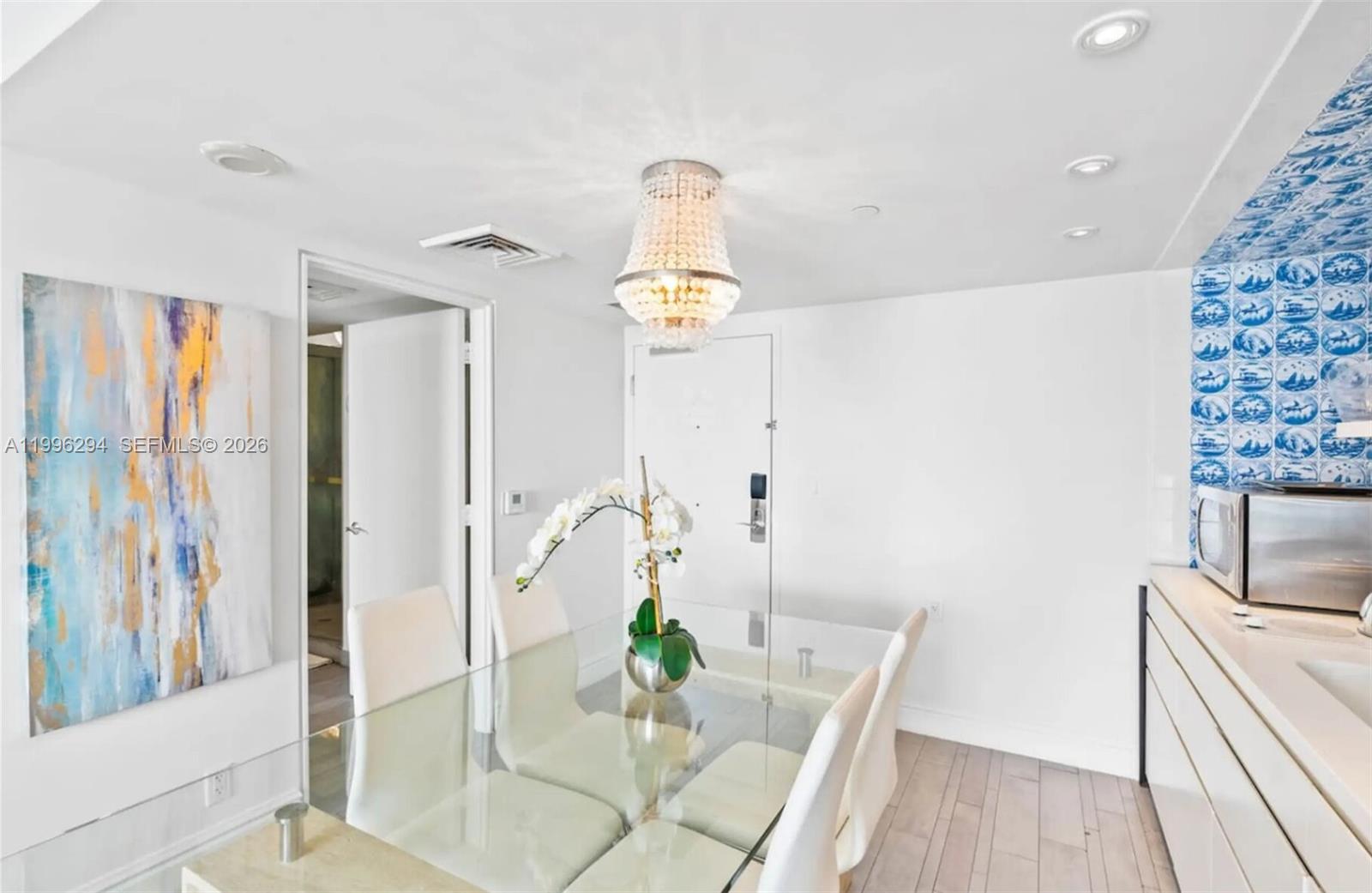 1100 West Avenue 410 Property Photo 9