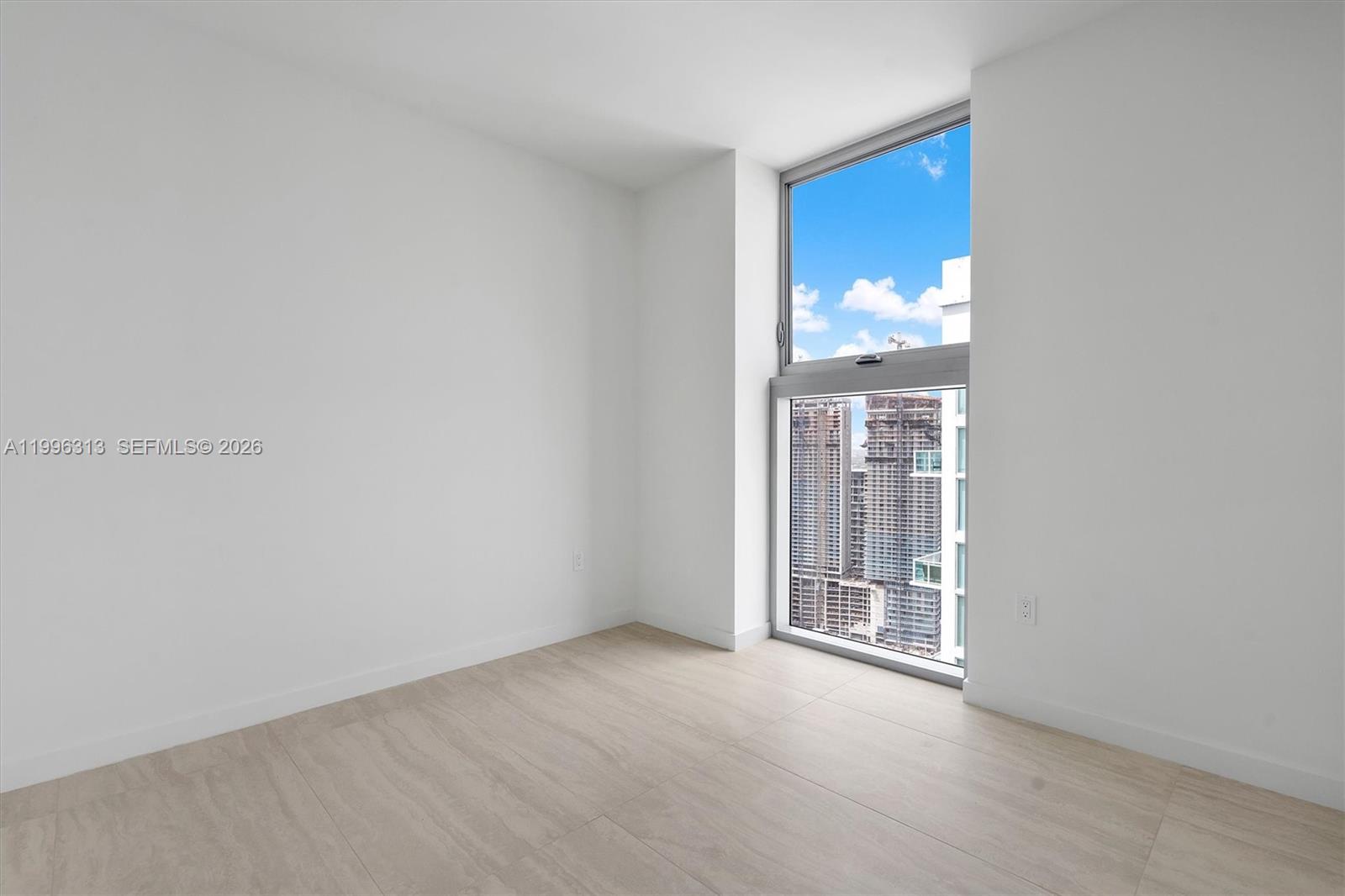 77 Se 5th Street 4206 Property Photo 15