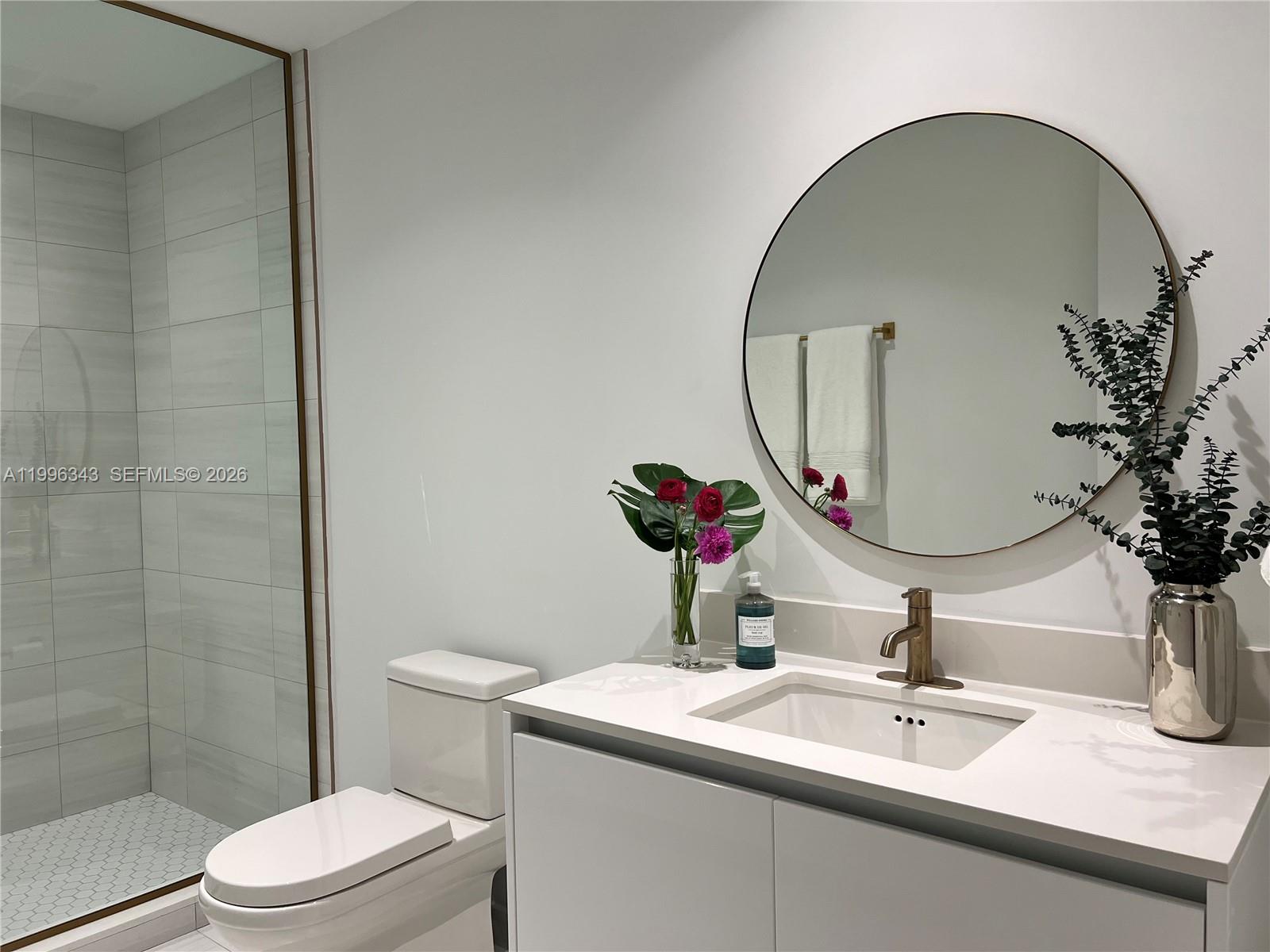 2678 Tigertail Avenue 2006 Property Photo 42