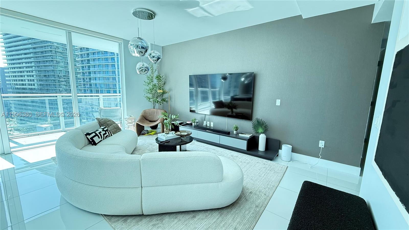 1080 Brickell Avenue 1801 Property Photo 4