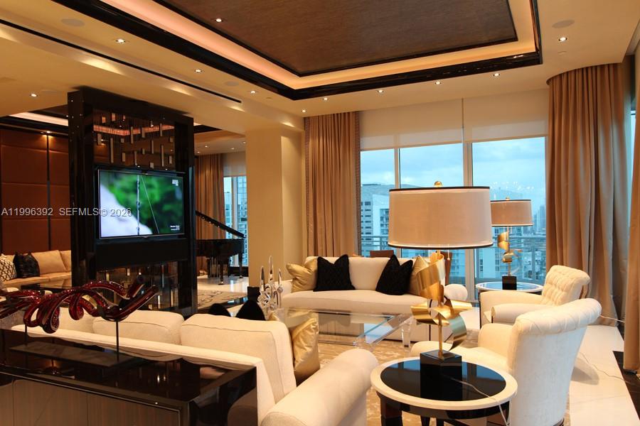 900 Brickell Key Boulevard Ph3403 Property Photo 12