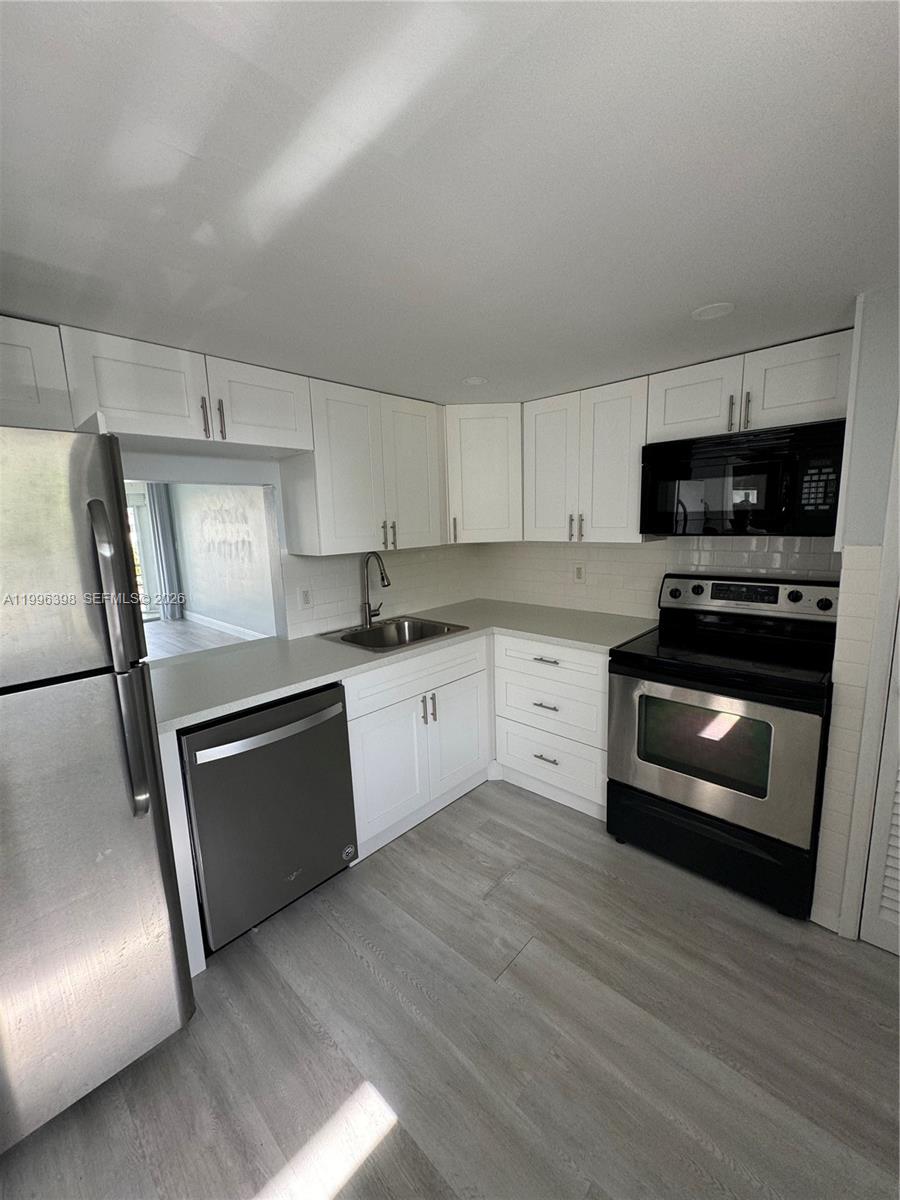 1398 Ne 191st Street C305 Property Photo 2