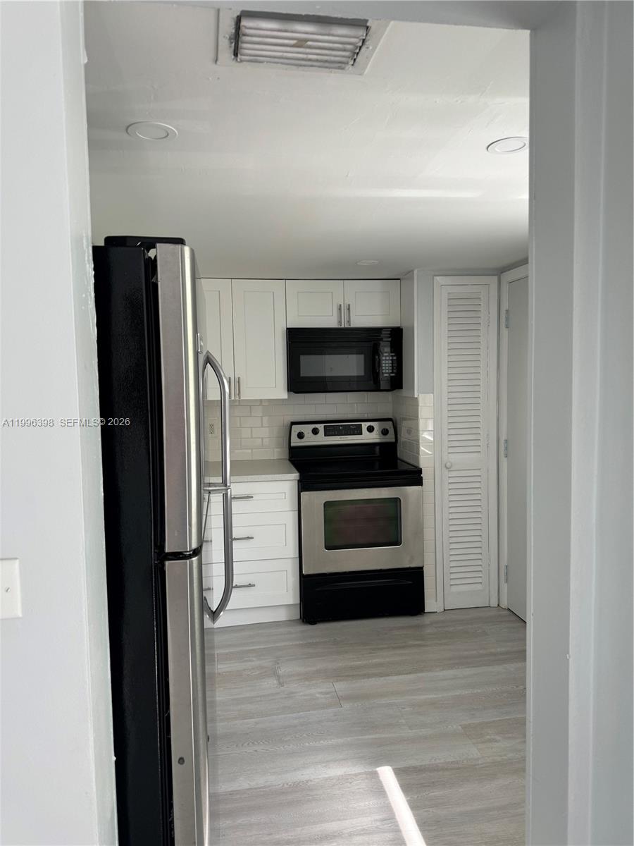 1398 Ne 191st Street C305 Property Photo 3