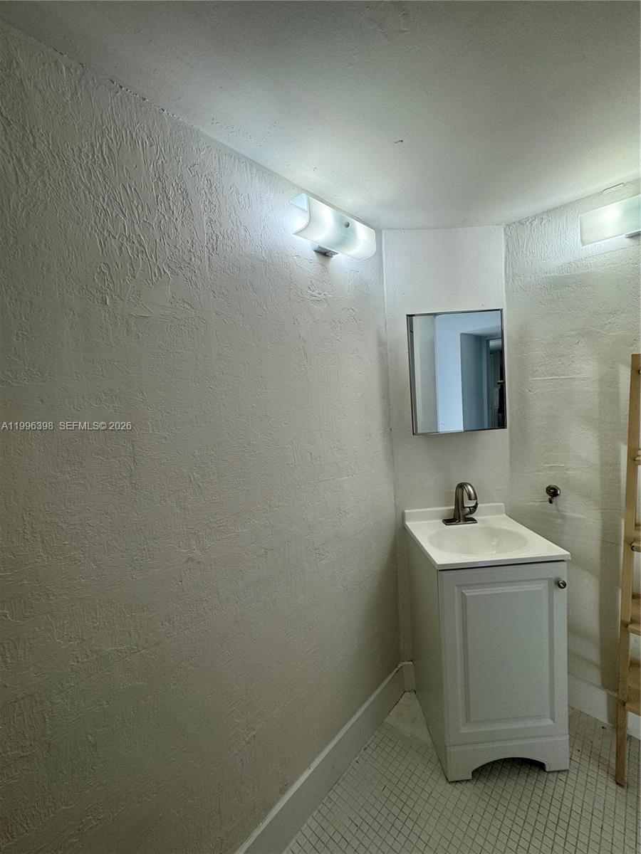 1398 Ne 191st Street C305 Property Photo 15