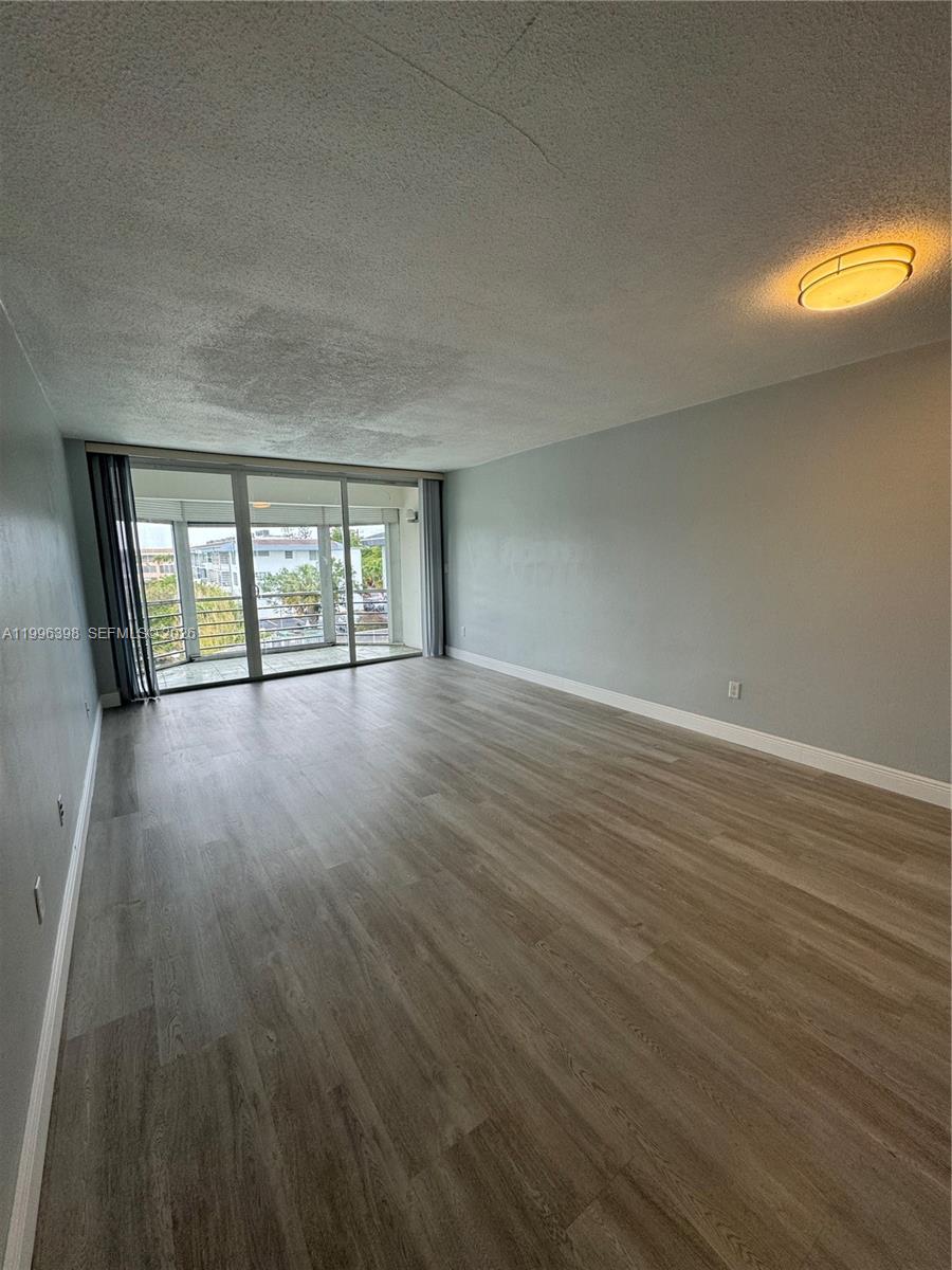 1398 Ne 191st Street C305 Property Photo 24