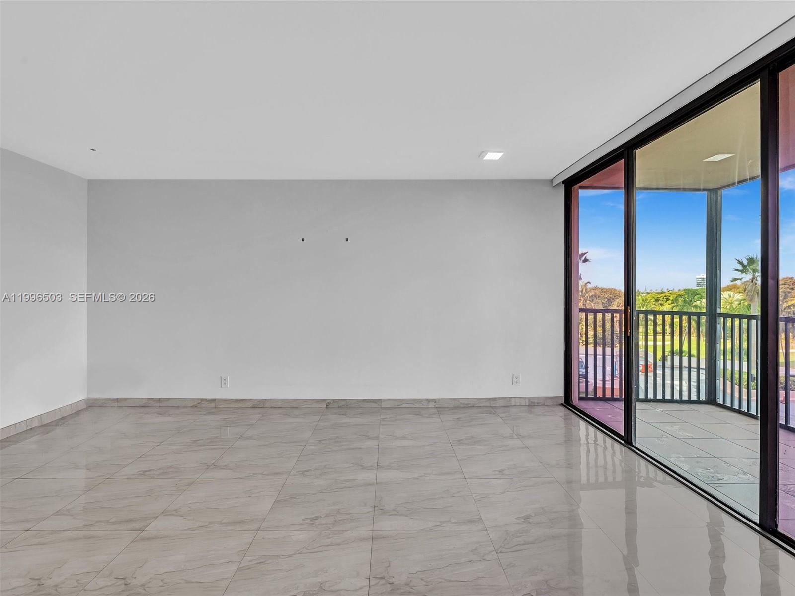 A11996503 Property Photo 24