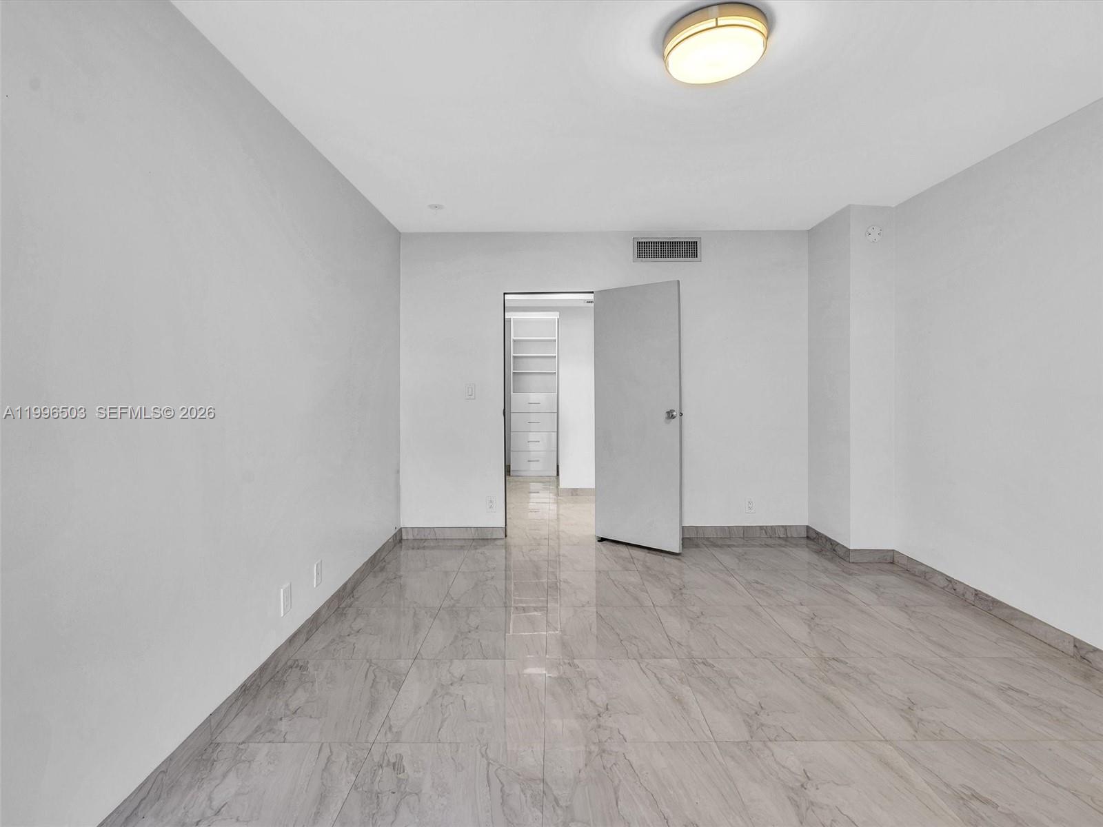 A11996503 Property Photo 29