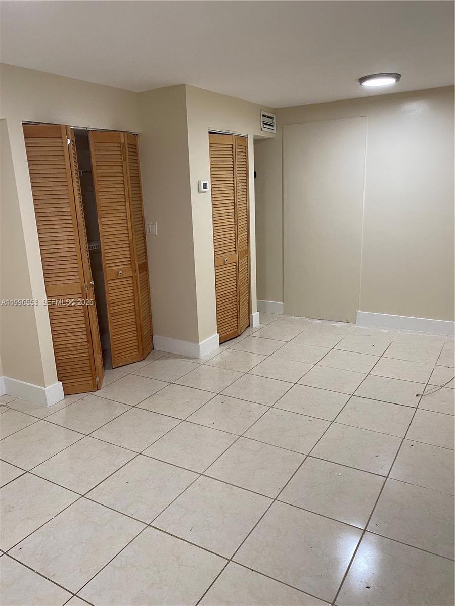 1051 Sw 3rd Street 3 Property Photo 6