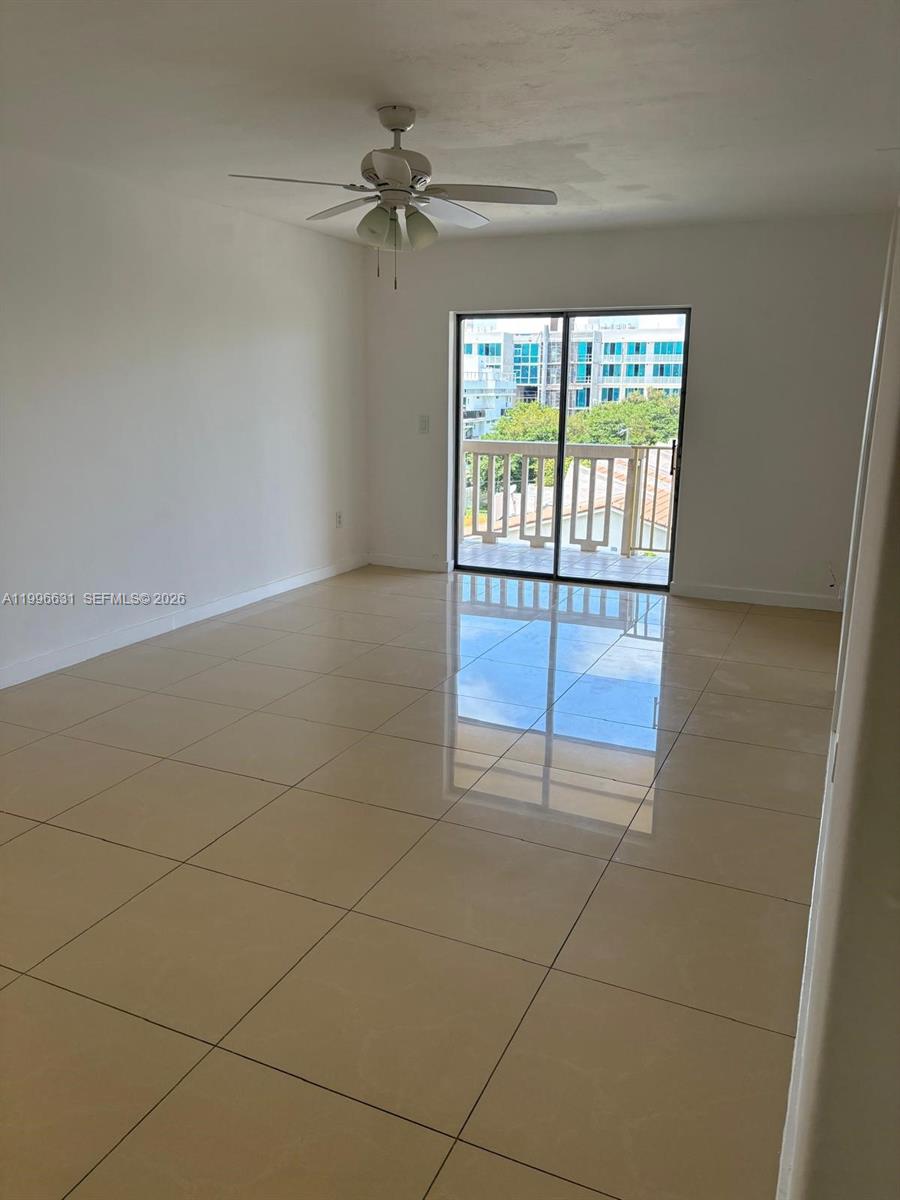 A11996631 Property Photo 13