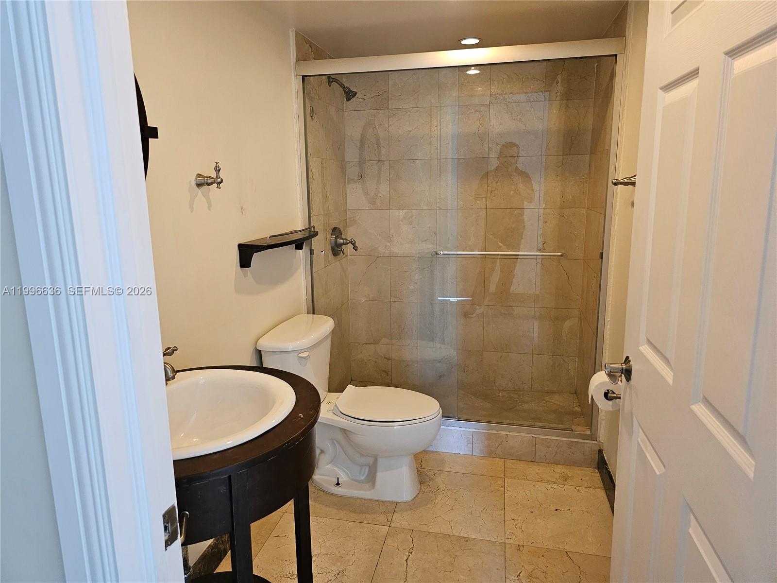 1650 Coral Way 601 Property Photo 12