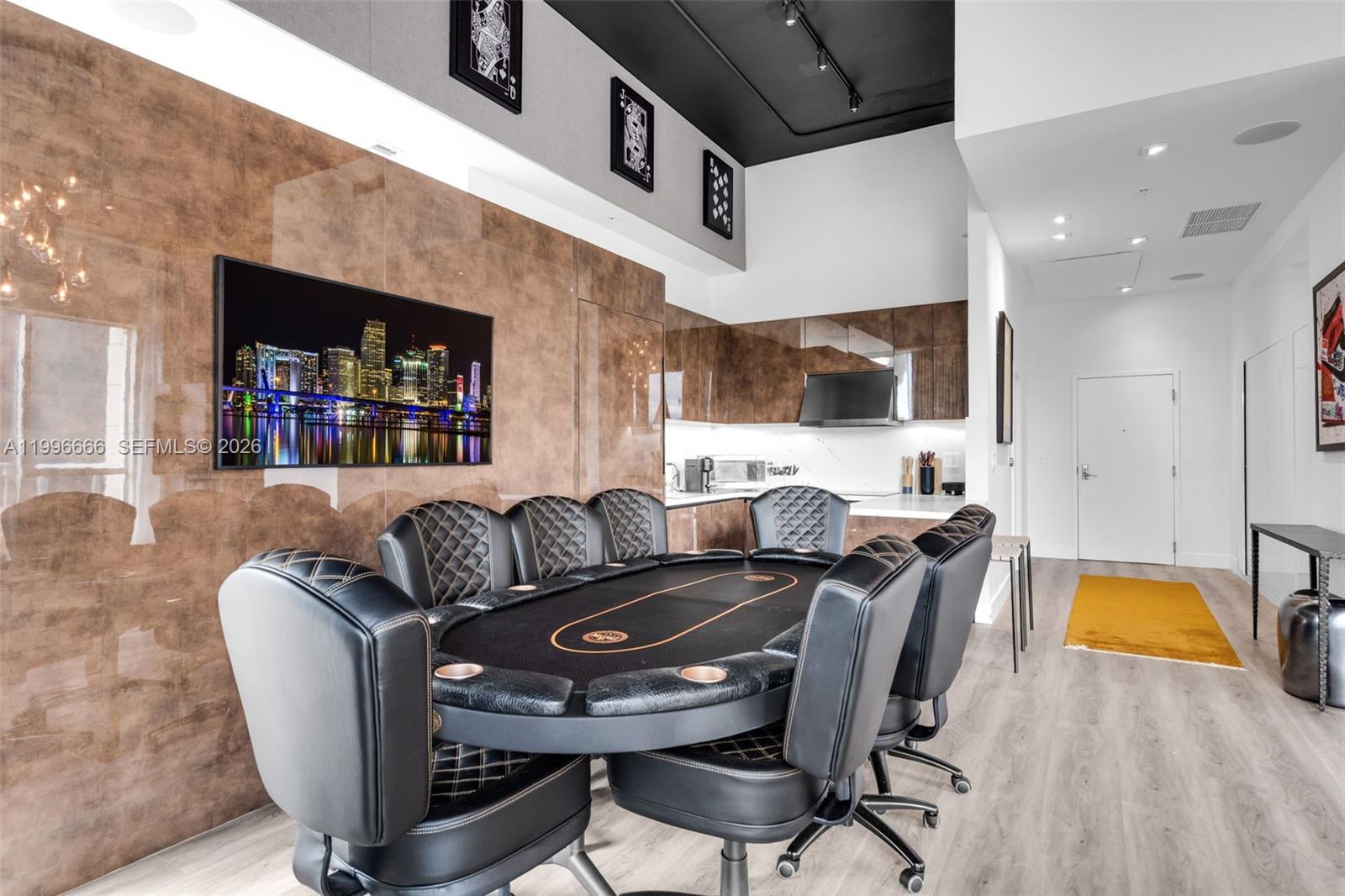 244 Biscayne Boulevard 239 Property Photo 8
