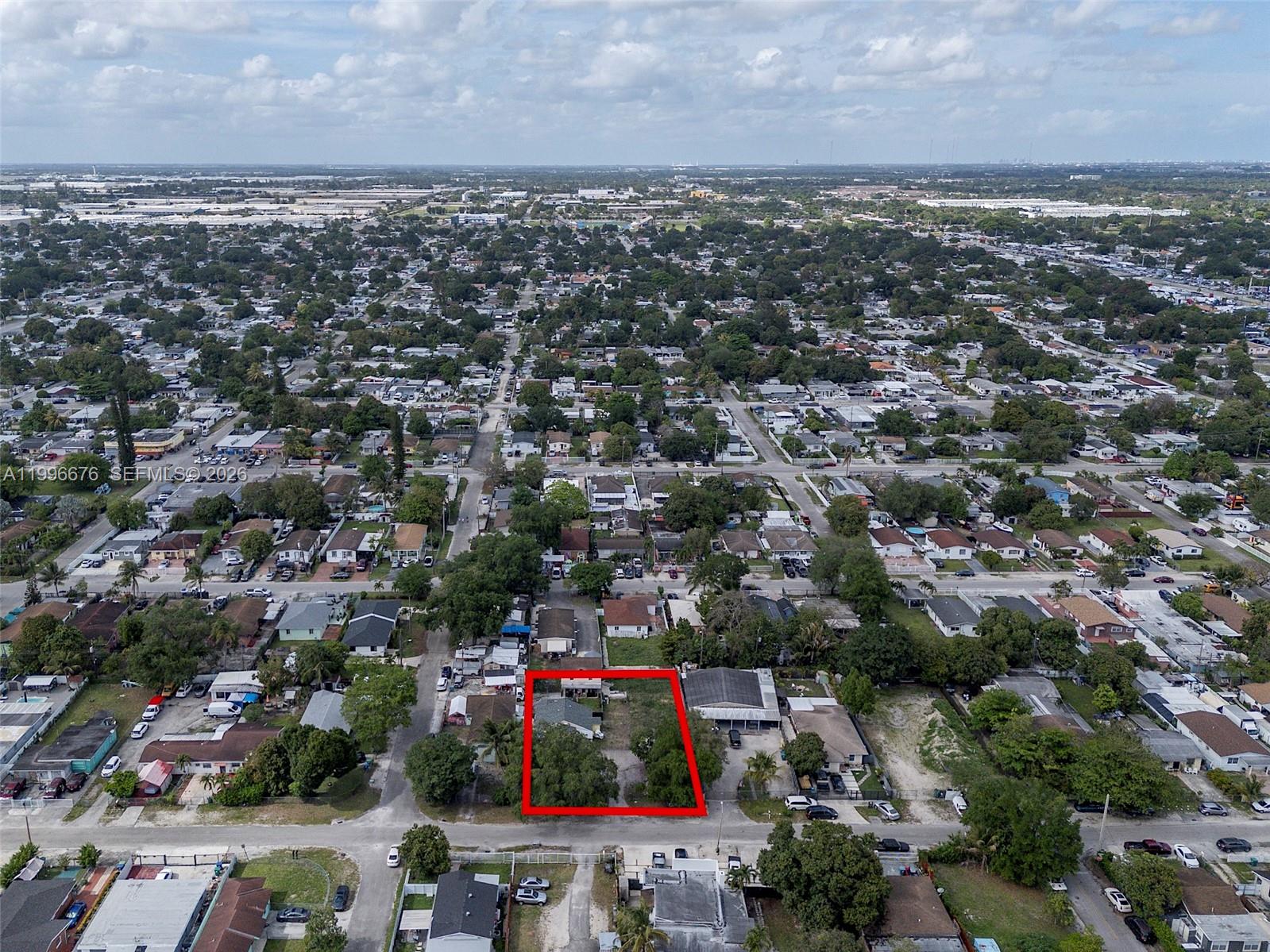 3035 Nw 93rd Street Property Photo 4