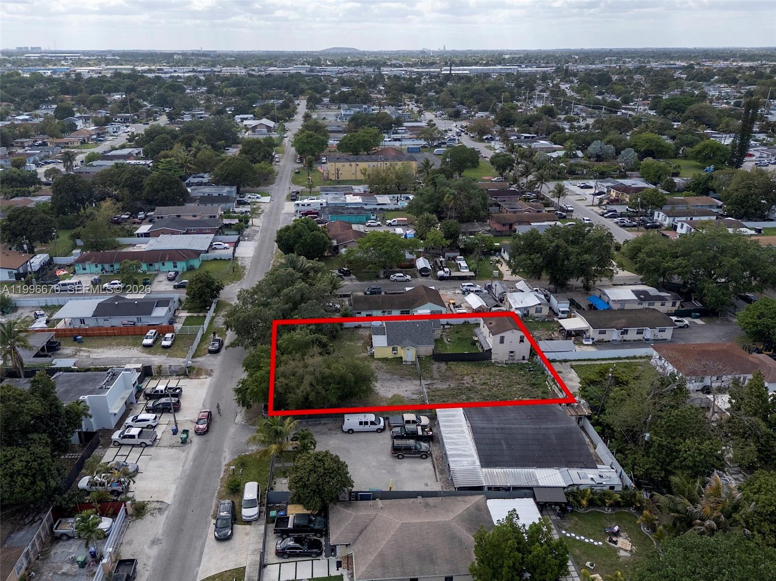 3035 Nw 93rd Street Property Photo 5