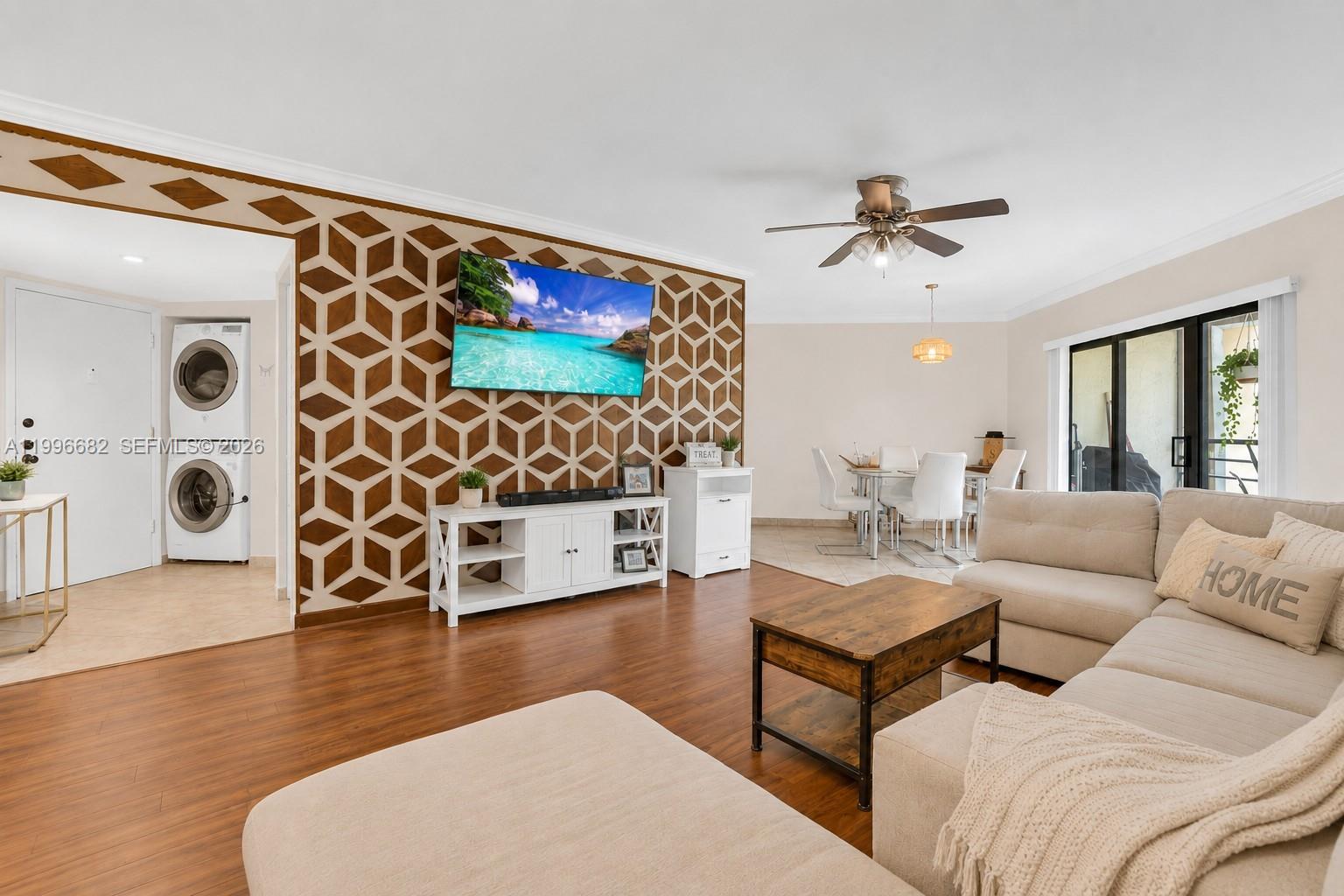 6755 W Broward Boulevard 405
