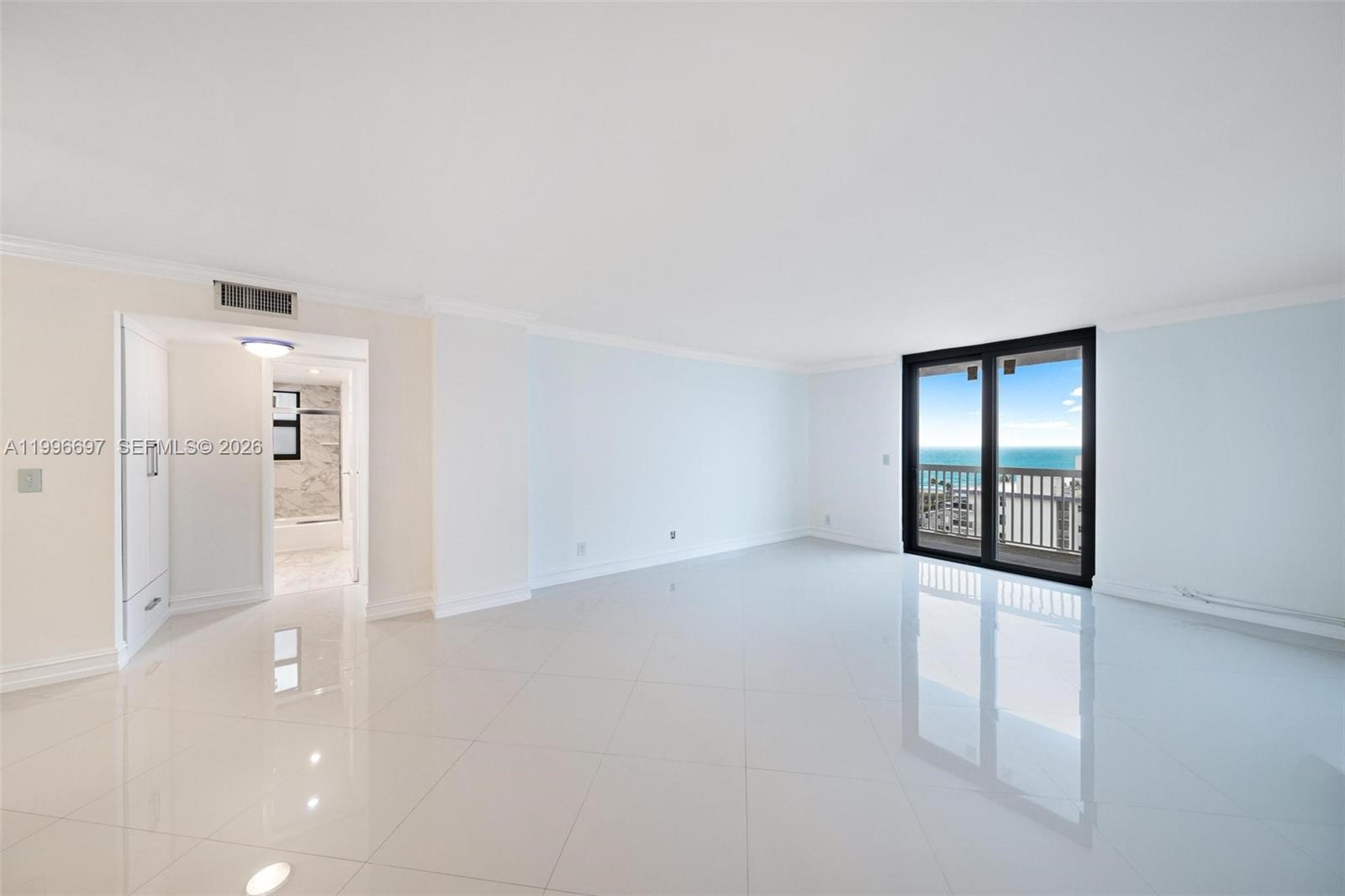 1500 S Ocean Drive G10 Property Photo 11