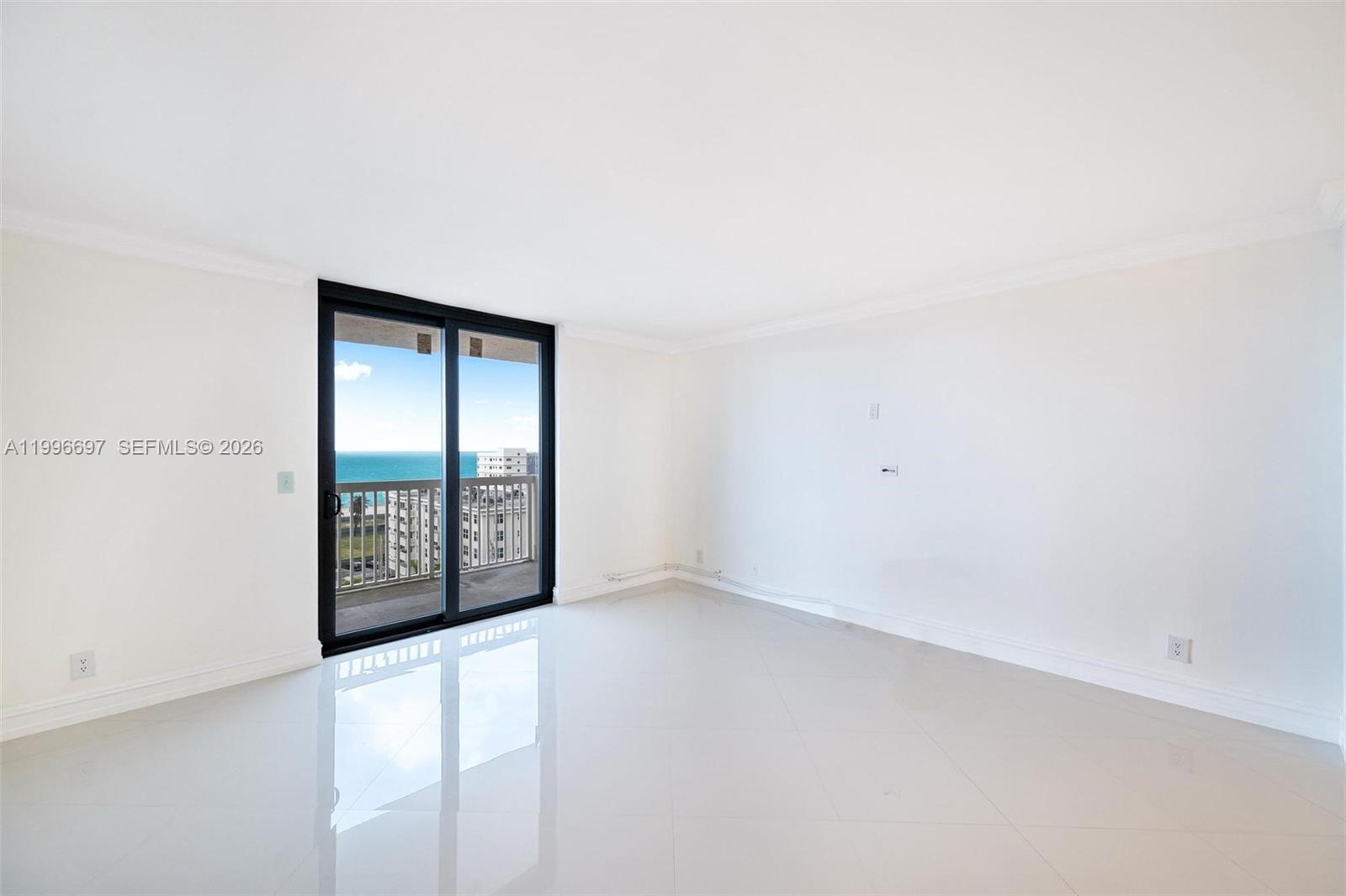 1500 S Ocean Drive G10 Property Photo 21
